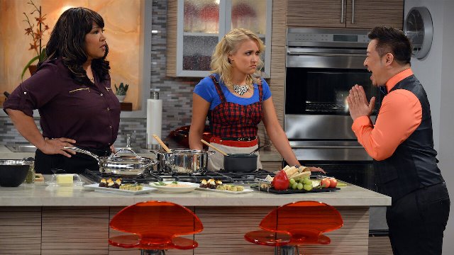 Young and Hungry season 6